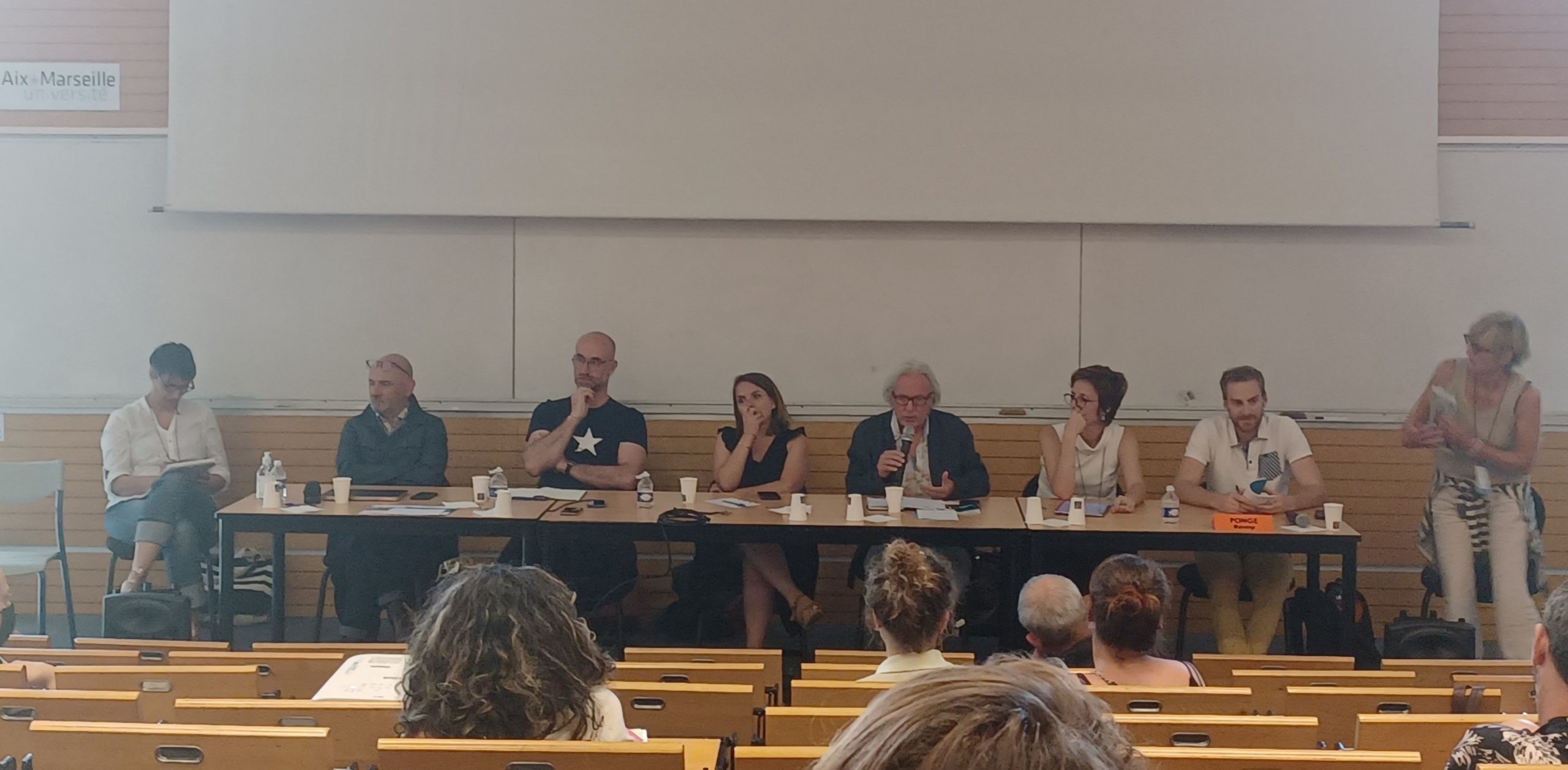 Photo tribune Séminaire "Société civile, monde du travail, militantisme : vers de nouveaux modèles d'engagement"