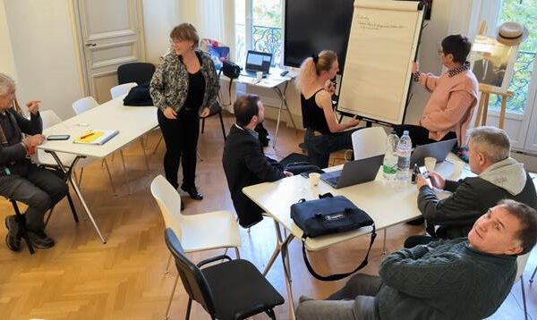 Les FRANCAS Les FRANCAS