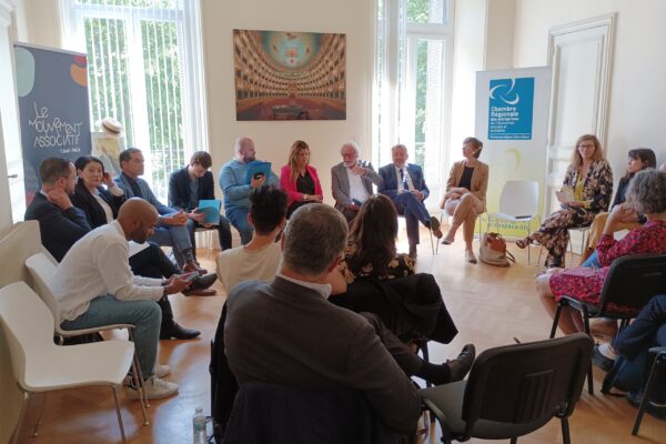 Matinée à la maison de l'ESS pour la Journée Régionale de l'Emploi Associatif du 24 mai, en présence de la Secrétaire chargée de l'Économie sociale et solidaire et de la Vie associative Marlène SCHIAPPA ainsi que son cabinet.