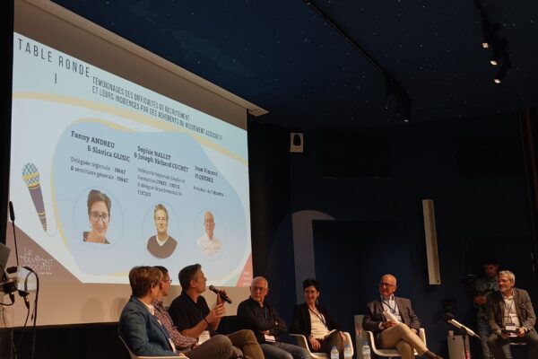 Première table ronde de la Journée Régionale de l'Emploi Associatif du 24 mai 2023 sur les témoignages des difficultés de recrutement et leurs incidences par des fédérations membres du Mouvement Associatif Première table ronde de la Journée Régionale de l'Emploi Associatif du 24 mai 2023 sur les témoignages des difficultés de recrutement et leurs incidences par des fédérations membres du Mouvement Associatif