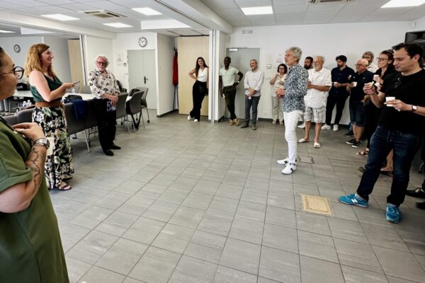 Le pot de l'amitié organisé pendant l'Assemblée Générale du Mouvement Associatif Sud PACA Le pot de l'amitié organisé pendant l'Assemblée Générale du Mouvement Associatif Sud PACA