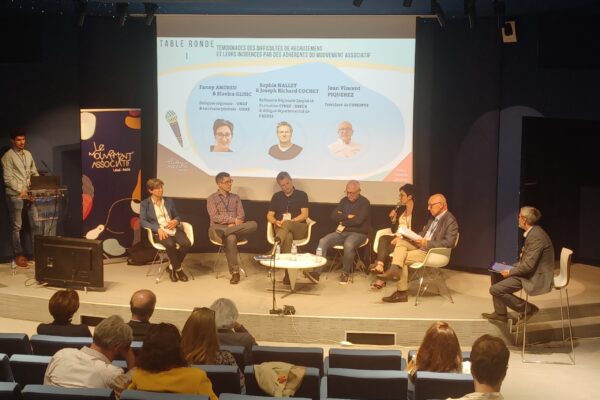 Première table ronde de la Journée Régionale de l'Emploi Associatif du 24 mai 2023 sur les témoignages des difficultés de recrutement et leurs incidences par des fédérations membres du Mouvement Associatif Première table ronde de la Journée Régionale de l'Emploi Associatif du 24 mai 2023 sur les témoignages des difficultés de recrutement et leurs incidences par des fédérations membres du Mouvement Associatif