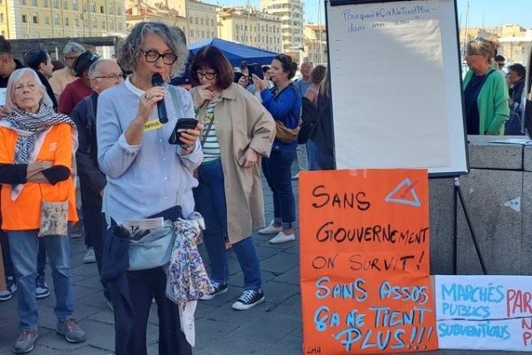 11 photo participant.e.s de la mobilisation 11 octobre