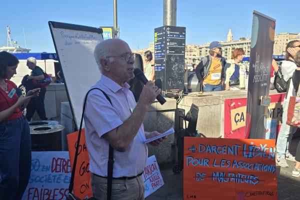 WhatsApp Image 2025-10-13 à 12.09.31_193074b0 photo participant.e.s de la mobilisation 11 octobre